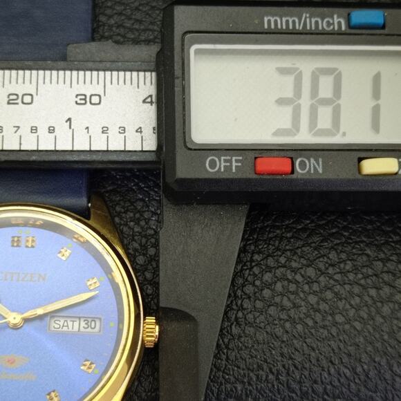 Vintage 1973 Citizen Automatic Mens Gold Watch W/daydate & Blue accents - Picture 7 of 10